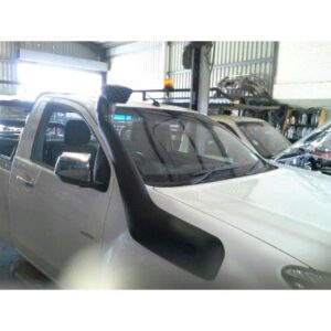 SIZ01-S175A #1. Isuzu snorkel
