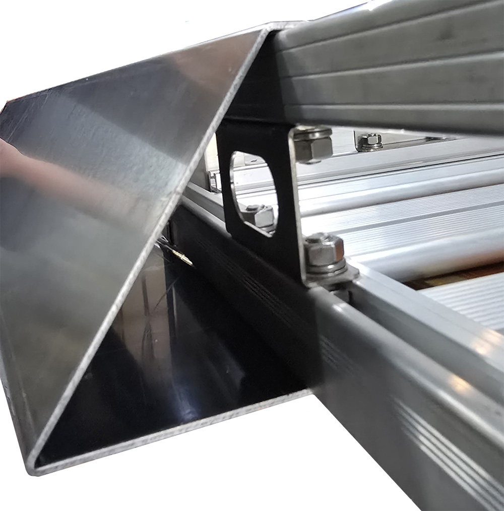 wind-deflector-1. roof rack wind deflector